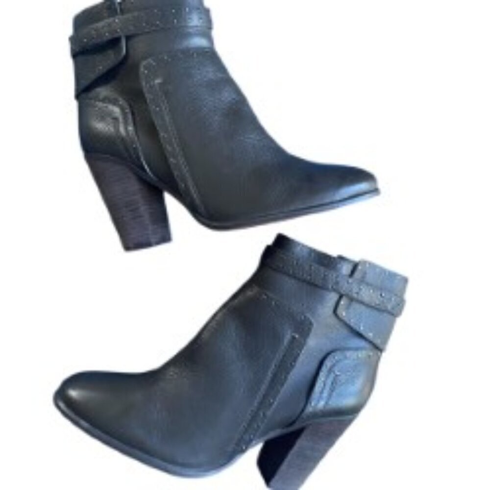 Vince Camuto Grey Faythes Ankle Boot 9.5